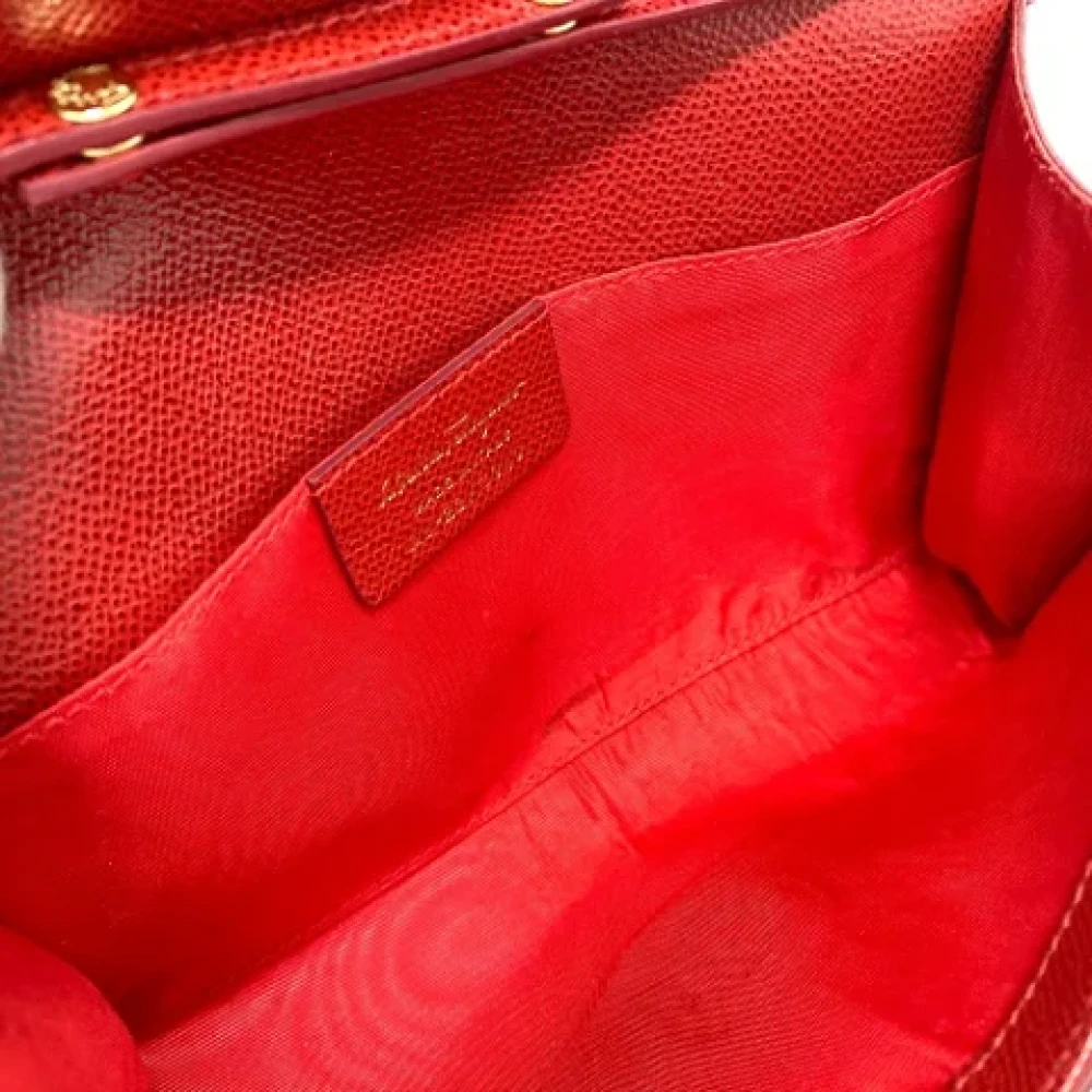 Salvatore Ferragamo Pre-owned Leather shoulder-bags Red Dames