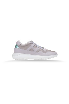 lace-up-womens-sneakers-stylish-design