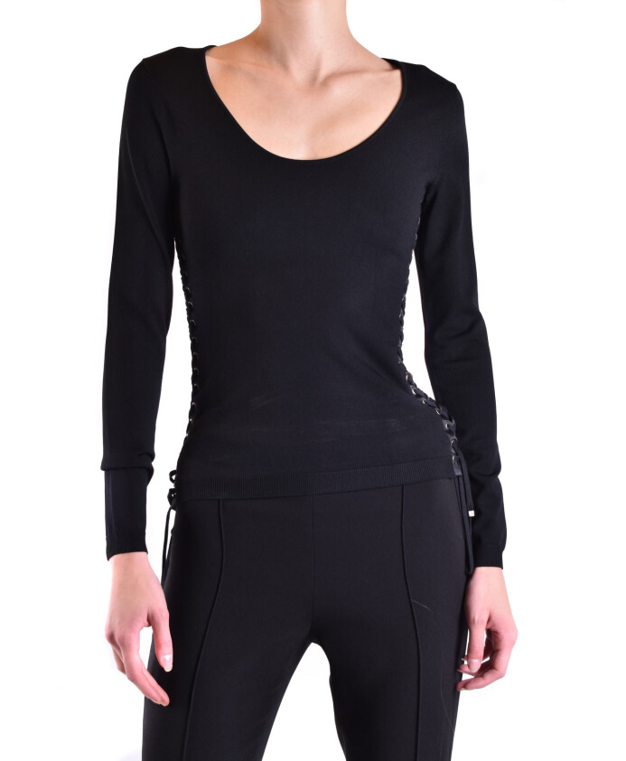 vetements-en-tricot-a-col-rond-pour-femmes