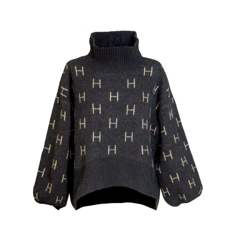 Hést Women's Black Turtlenecks, S/M, Fam Short Jumper