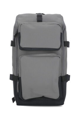 sac-a-dos-en-tissu-impermeable-avec-plusieurs-poches