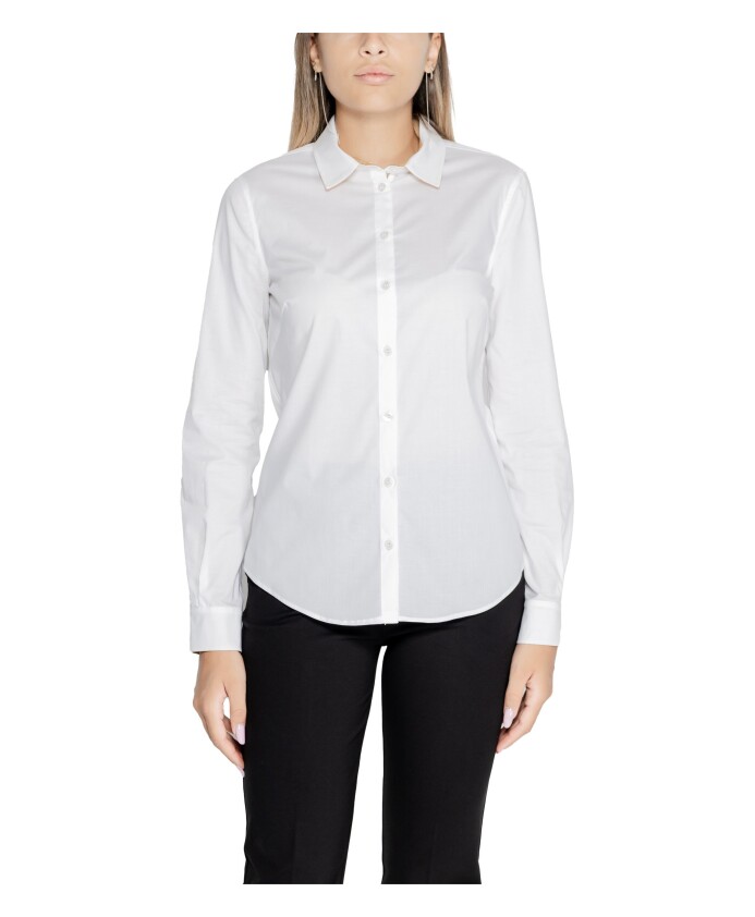 chemise-blanche-a-manches-longues