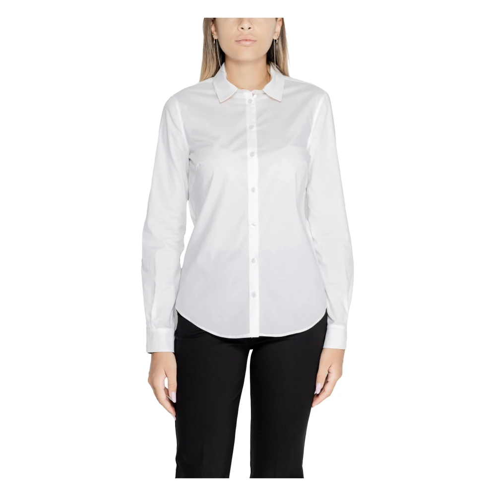 Alviero Martini 1a Classe Wit Langarmshirt met Knopen White Dames