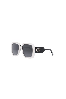 stylish-glasses-with-premium-quality
