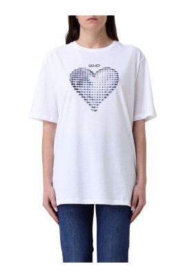 heart-print-tee-casual-style