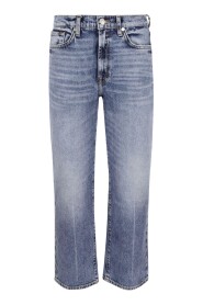 Straight Jeans