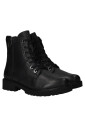 bottes-en-cuir-noir-a-lacets