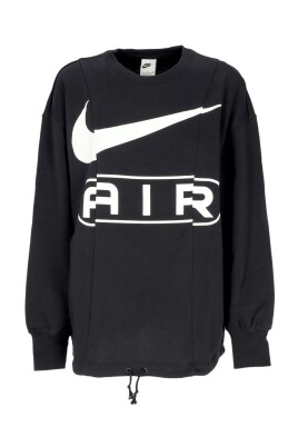 black-white-crewneck-sweatshirt-lady