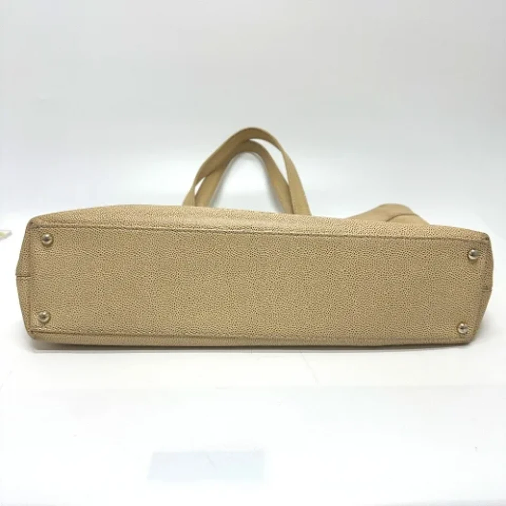 Chanel Vintage Pre-owned Leather totes Beige Dames