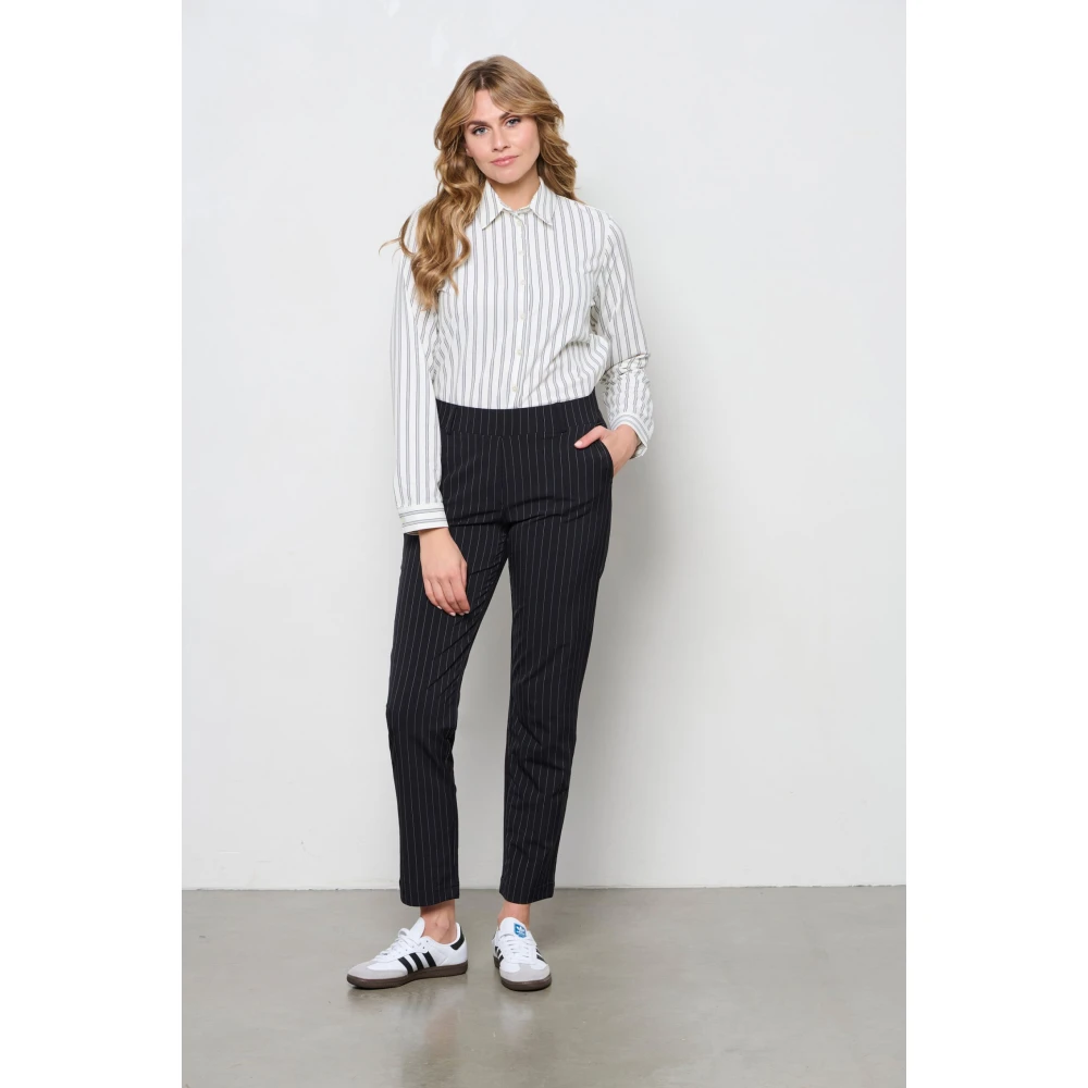 &Co Woman Pin-Stripe Cigarette Broek Black Dames
