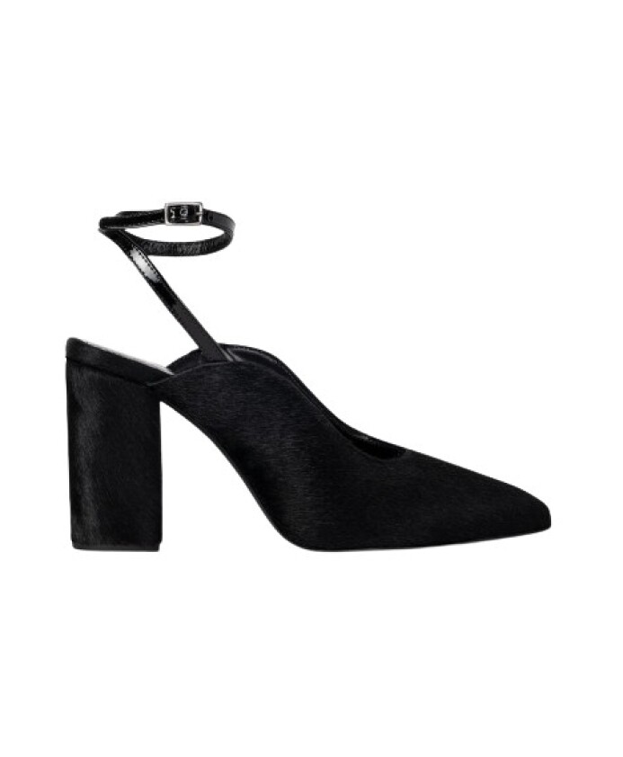 zwarte-slingback-hakken-met-patentband