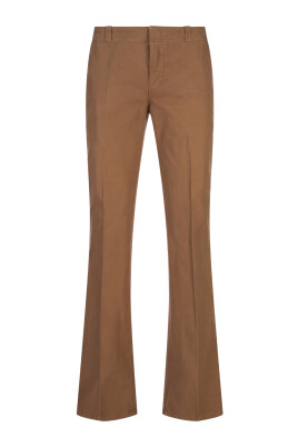 brown-chino-pants-sand