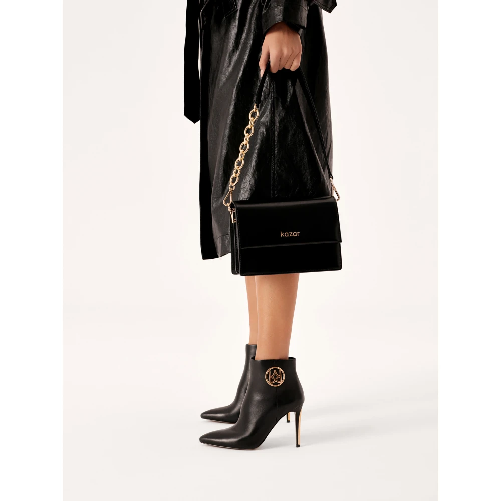 Kazar Kleine leren handtas met stijve constructie Black Dames