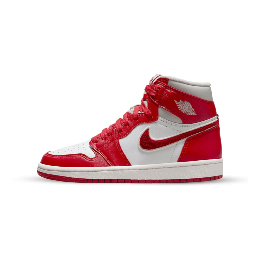 Jordan - Shoes > Sneakers - Red - Jordan - Modalova