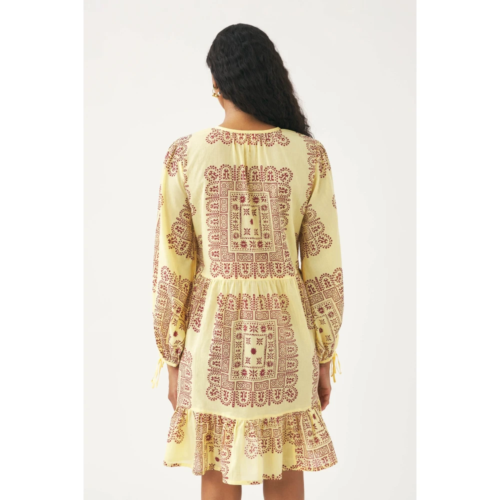 Antik batik Katoenen voile print mini jurk Nalii Yellow Dames