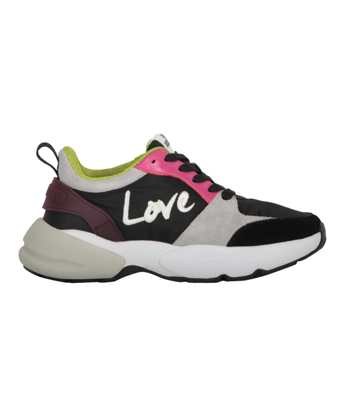 suede-low-top-sneakers