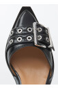faux-leather-pumps-met-gesp