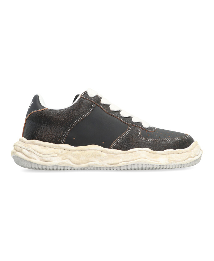leather-low-top-sneakers-with-vintage-effect