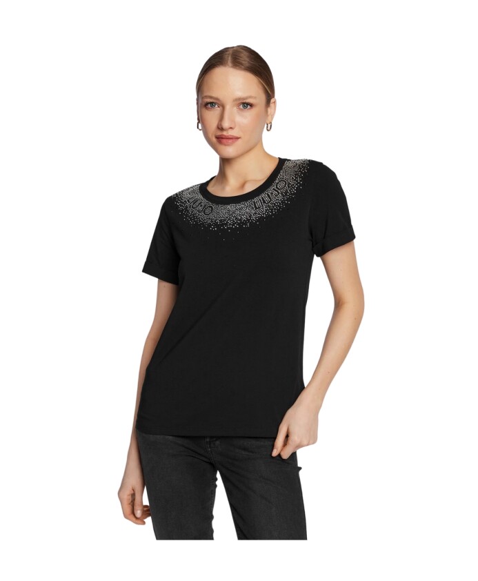 t-shirt-noir-a-manches-courtes-avec-strass
