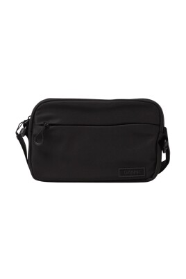 black-shoulder-bag-with-adjustable-strap