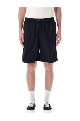 black-outdoor-shorts-for-men