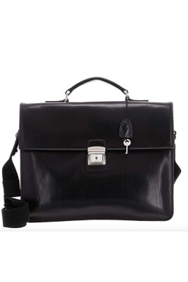 classic-leather-shoulder-bag-black