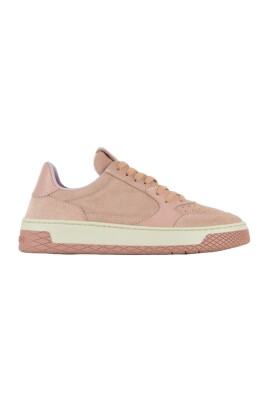low-p02-sneaker