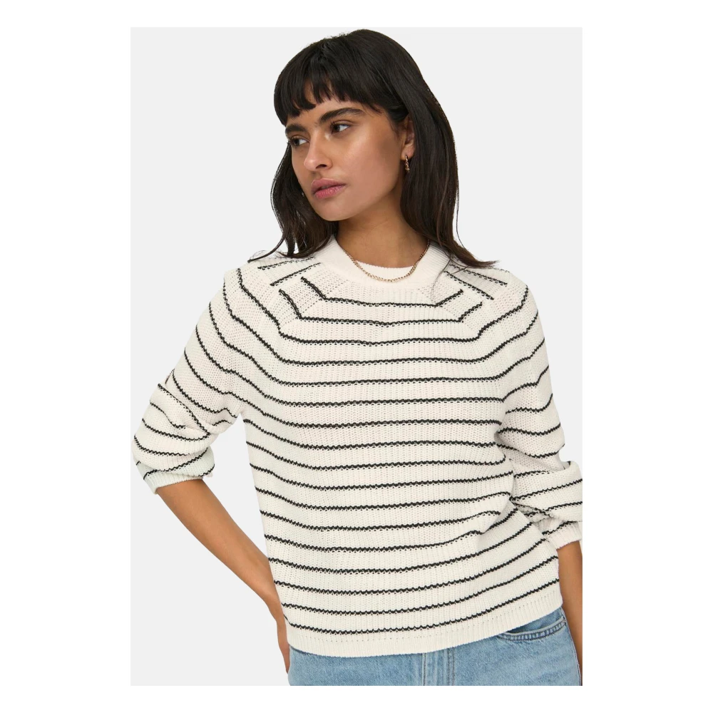 Only Stijlvolle Breigoed Collectie Beige Dames