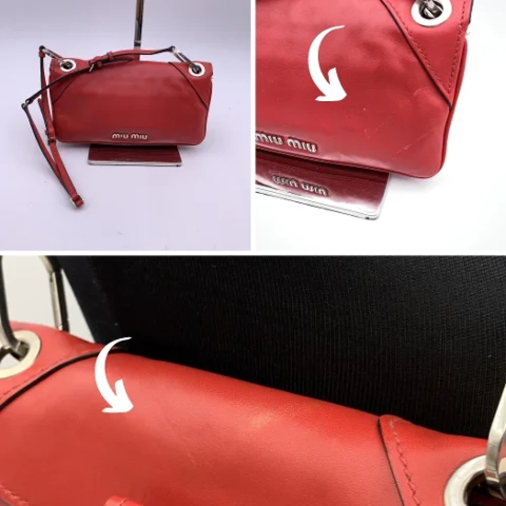 Miu Pre-owned Leather shoulder-bags Red Dames