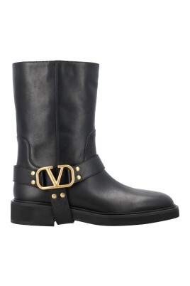 black-v-logo-biker-boots-aw24