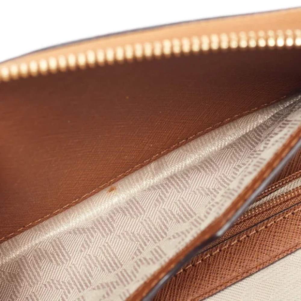 Michael Kors Pre-owned Leather wallets Brown Dames