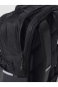 sac-a-dos-noir-pour-tous-les-jours-avec-plusieurs-compartiments