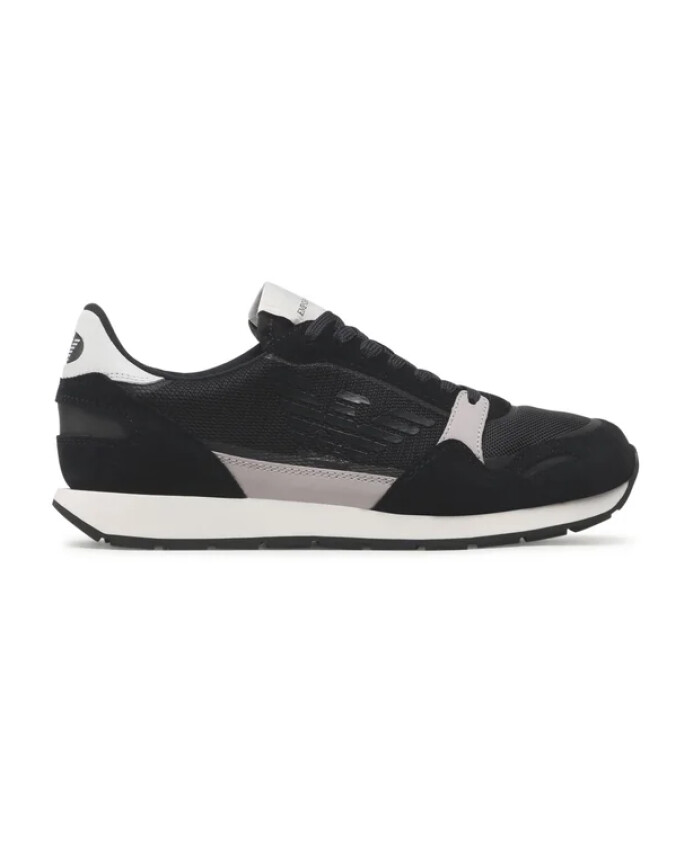 array-large-chaussures