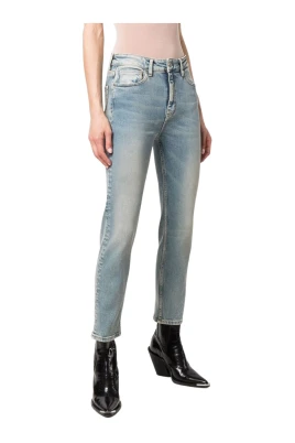 Fitted Jeans
