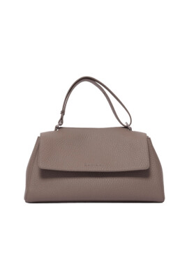 beige-handbag-with-adjustable-handle