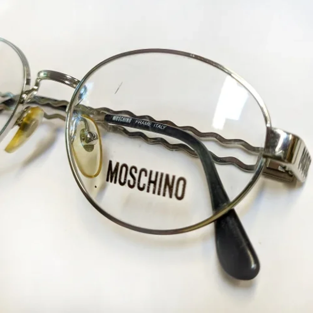Moschino Pre-Owned Pre-owned Metal sunglasses Gray Dames