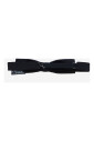 cravate-noire-elegante-en-soie