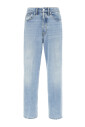 jeans-en-denim-classiques-pour-un-usage-quotidien