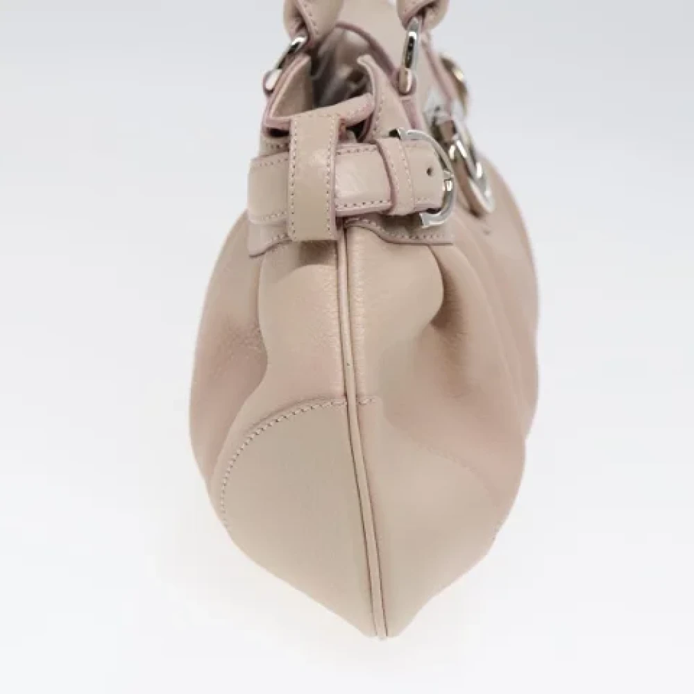 Salvatore Ferragamo Pre-owned Leather handbags Beige Dames