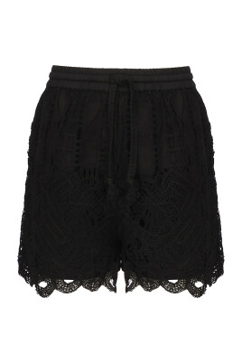 black-lace-scalloped-hem-shorts