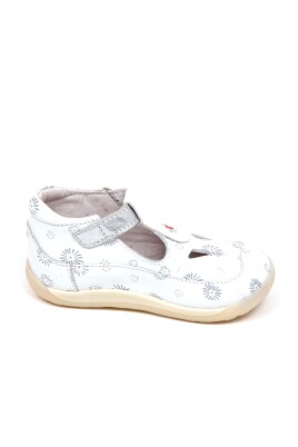 white-silver-sandal-baby-shoe-model