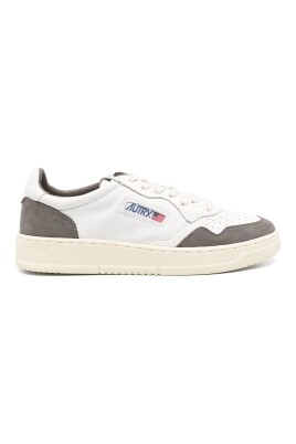 sneakers-basses-avec-fermeture-avant