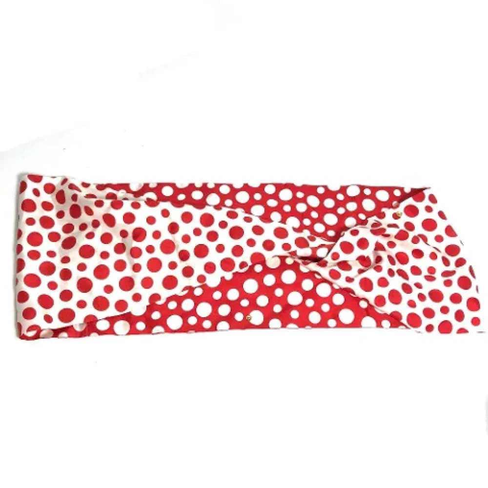 Louis Vuitton Vintage Pre-owned Silk scarves Red Dames