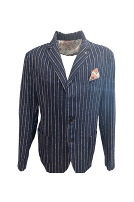 elegant-tennis-striped-blazer