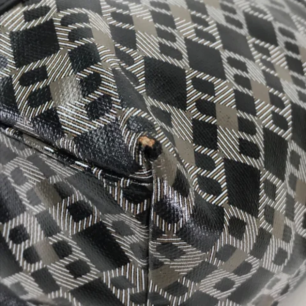 Bally Pre-owned Fabric shoulder-bags Black Dames