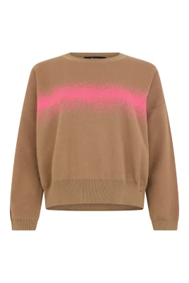 Pullover i stickat material med rund hals