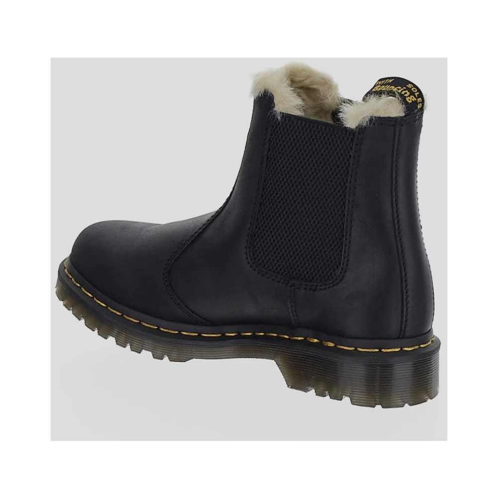 Dr. Martens Chelsea Laarzen met Nepbont Voering Black Dames