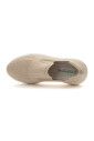 beige-sneakers-for-women