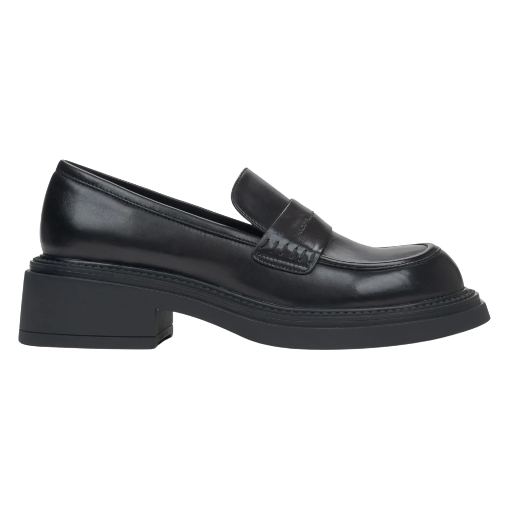 Estro Svarta Penny Loafers för kvinnor med fyrkantig klack Black, Dam