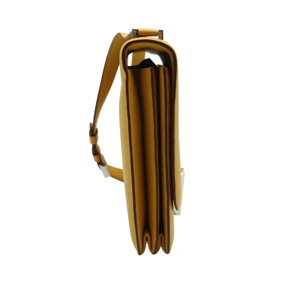 Hermès Vintage Pre-owned Leather crossbody-bags Yellow Dames